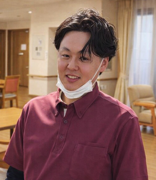 スタッフ顔写真